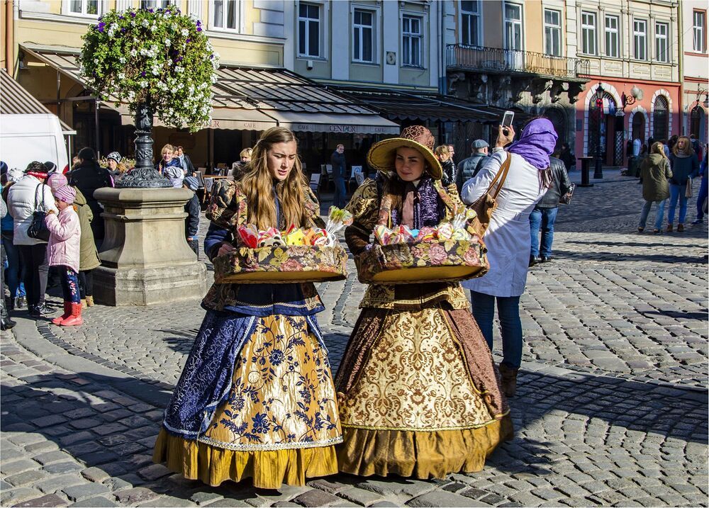 Креатив старого города