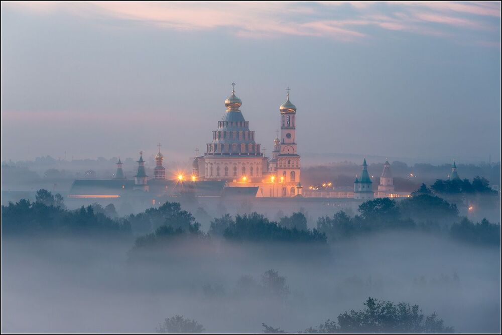 Три часа после полуночи