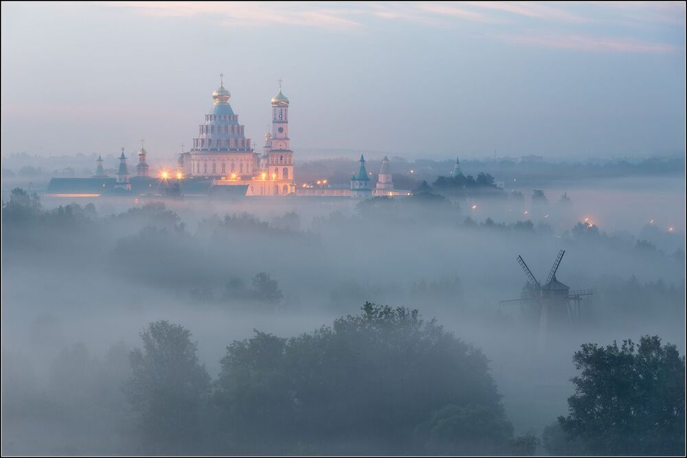 Три часа после полуночи