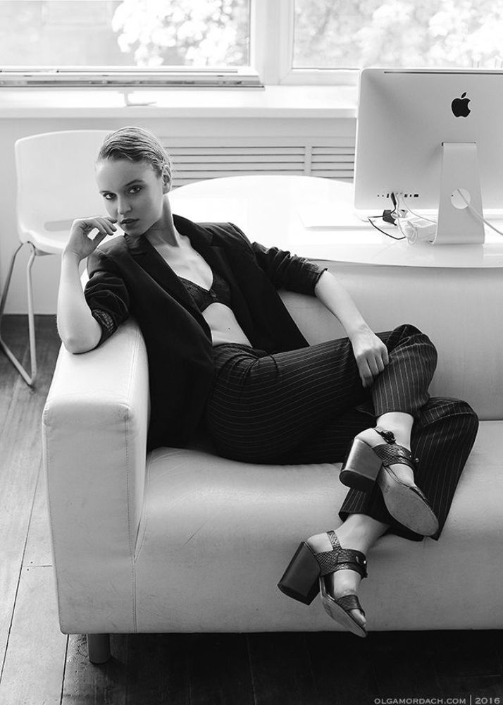 Alena S. /AVANT