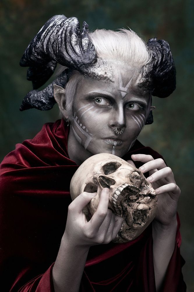 Кунари
Md: Эд Ясенев http://vk.com/46shades
MUA: Shirley Jackson http://vk.com/shirleyjackson
Ph: Олег Шипов http://vk.com/o.shipov
рога - http://vk.com/46shades
череп отсюда https://vk.com/larporatory
Снято в фотостудии "Фото ТиП" http://m.vk.com/studio_foto_tip
ВСТУПАЙТЕ в мою открытую группу http://vk.com/club64947175
нажмите "ALT+ENTER" для просмотра фото на полном экране!