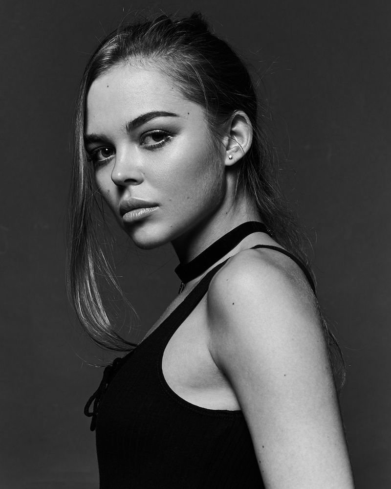 Photo: Roman Labasta
Mua: Olga Romanova
Model:Nastya Isupova