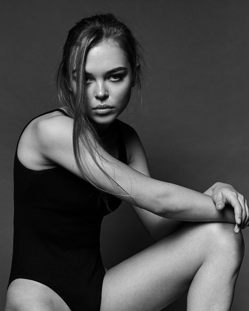 Photo: Roman Labasta
Mua: Olga Romanova
Model:Nastya Isupova