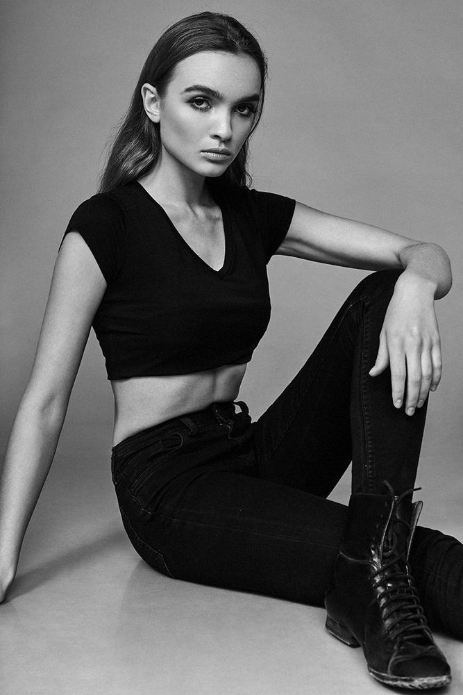 Photo: Roman Labasta
Mua: Olga Romanova
Model : Maria Bulkina