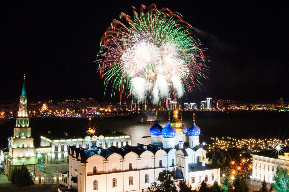Салют в честь дня города Казань