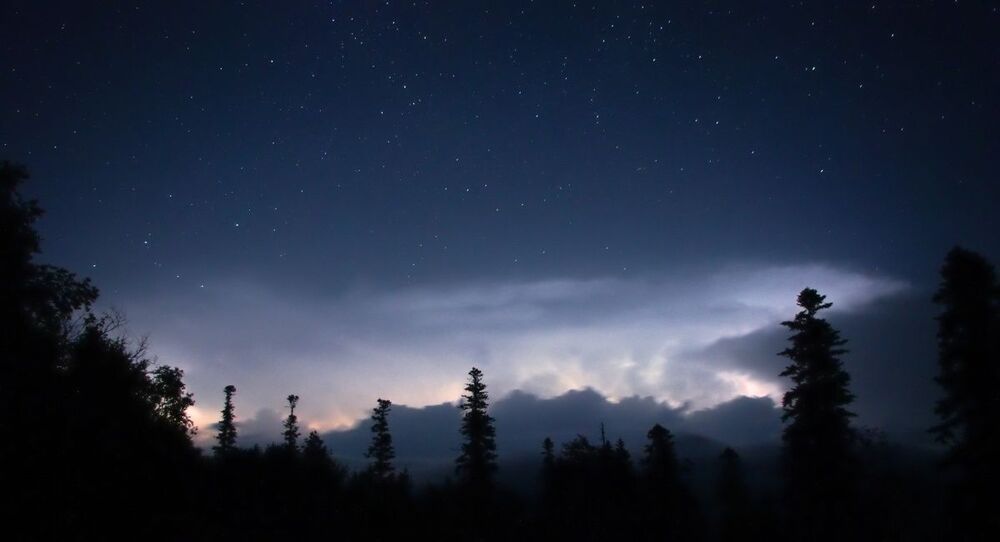То что глазом не видно.