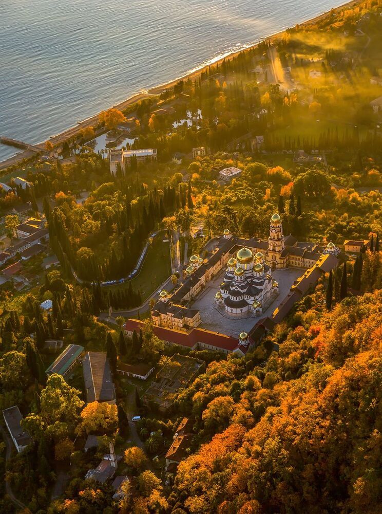 Ново-Афонский Симоно-Кананитский монастырь &mdash; мужской монастырь