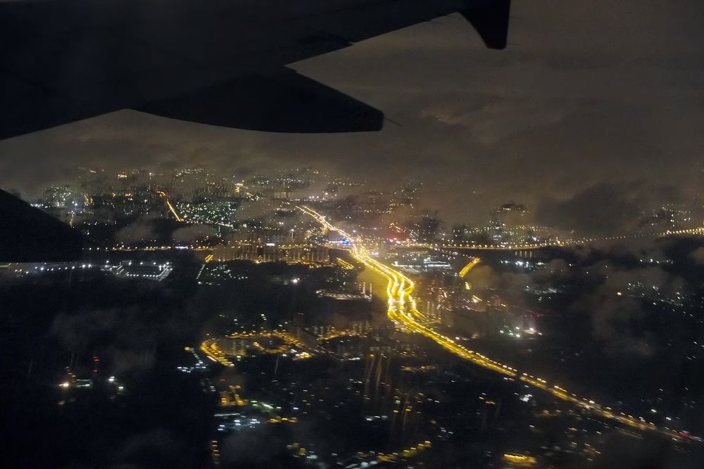 01 Положительные эмоции начались уже на взлёте в Шереметьево: Москва решила красиво проводить меня&hellip;