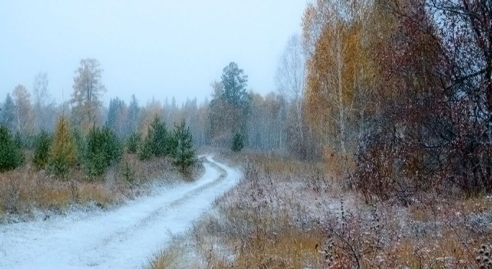 Первый снег на Оке в октябре