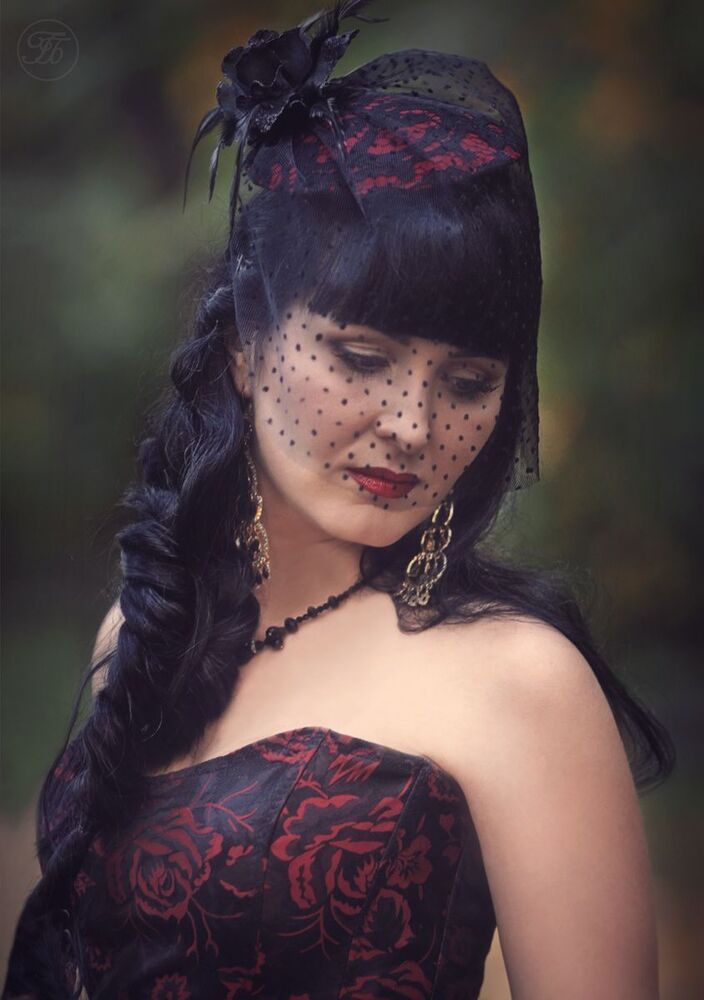 Елена.