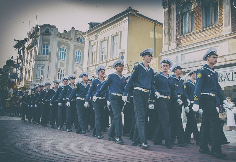  матросы