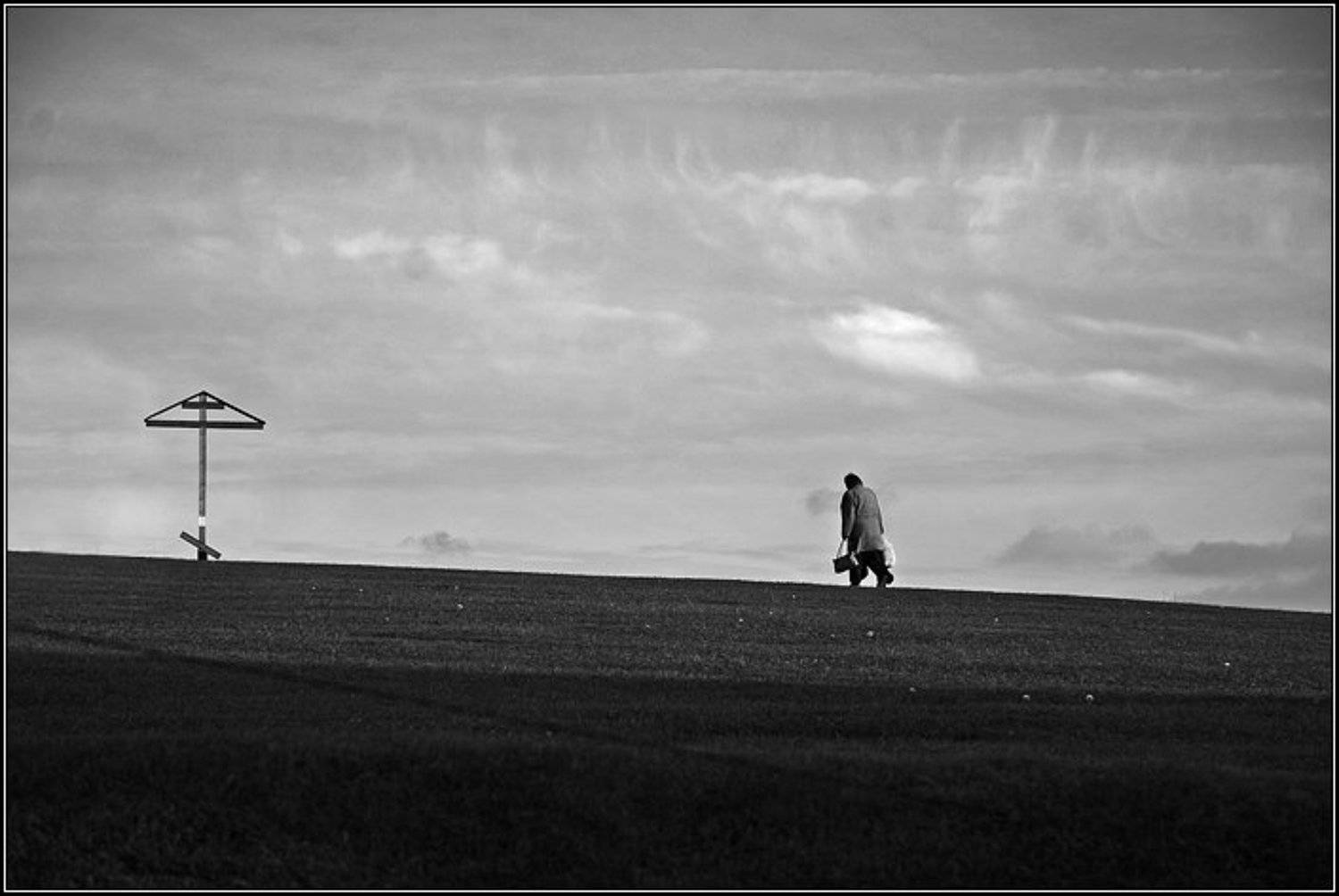 путь, женщина, конец, крест, черное, белое, dyadyavasya, Дмитрий Шамин