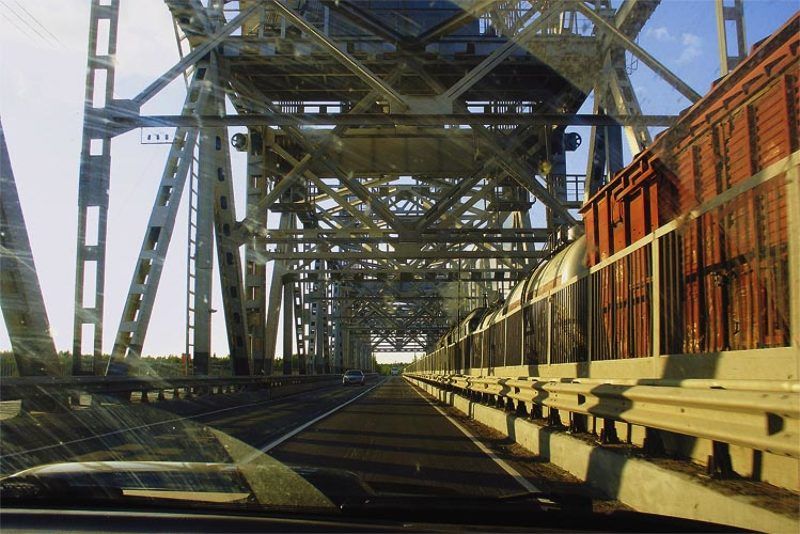 2006, свирь, мост, поезд, цвет, цифра, конструкция, мост, свет, тень мост через Свирь фото превью