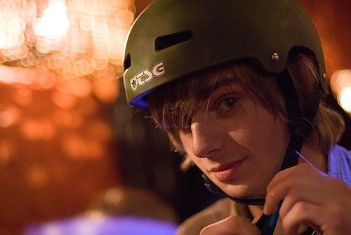 Фотография мальчика в каске