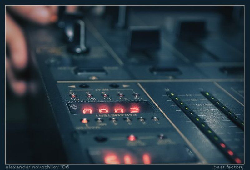 beat, dj, club, zerkalka, pioneer, mixer .beat factory фото превью