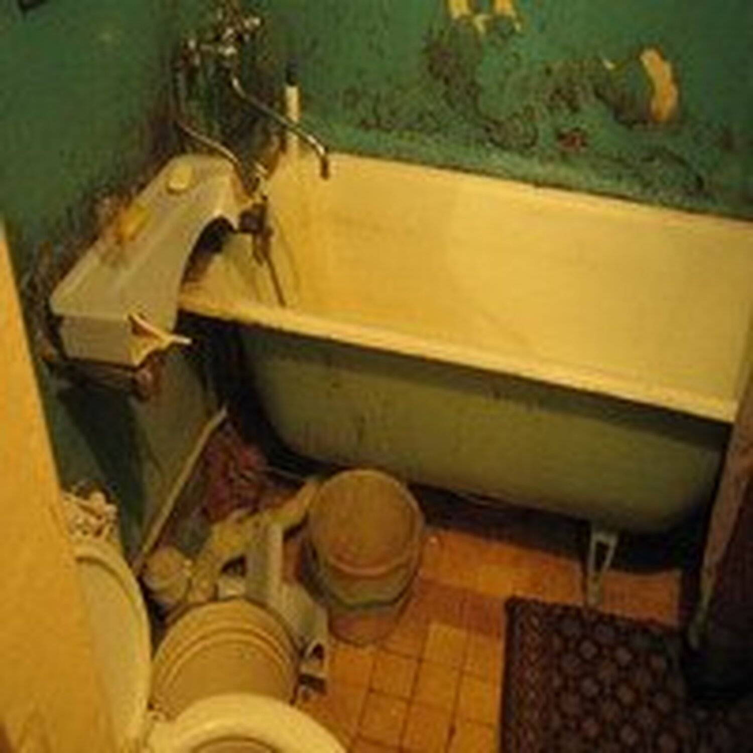 Группа Кирпичи, дом, разруха, 4.5 X