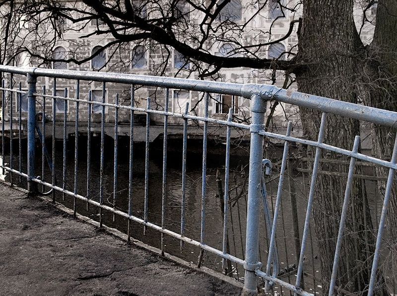 мост,дом,вода Голубой треугольник. фото превью