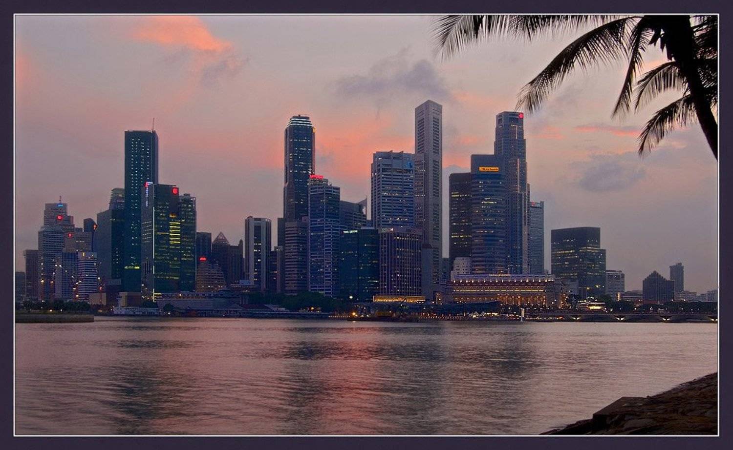 Набережная. Сумерки. Сингапур, Евгений Иванюшенко