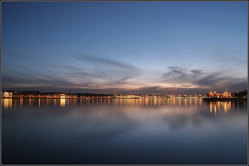 петерубрг, питер, город, река, нева, вода, отражение, огни, иллюминация, вечер, небо, облака, закат, dyadyavasya Вечерний горизонт Питера фото превью