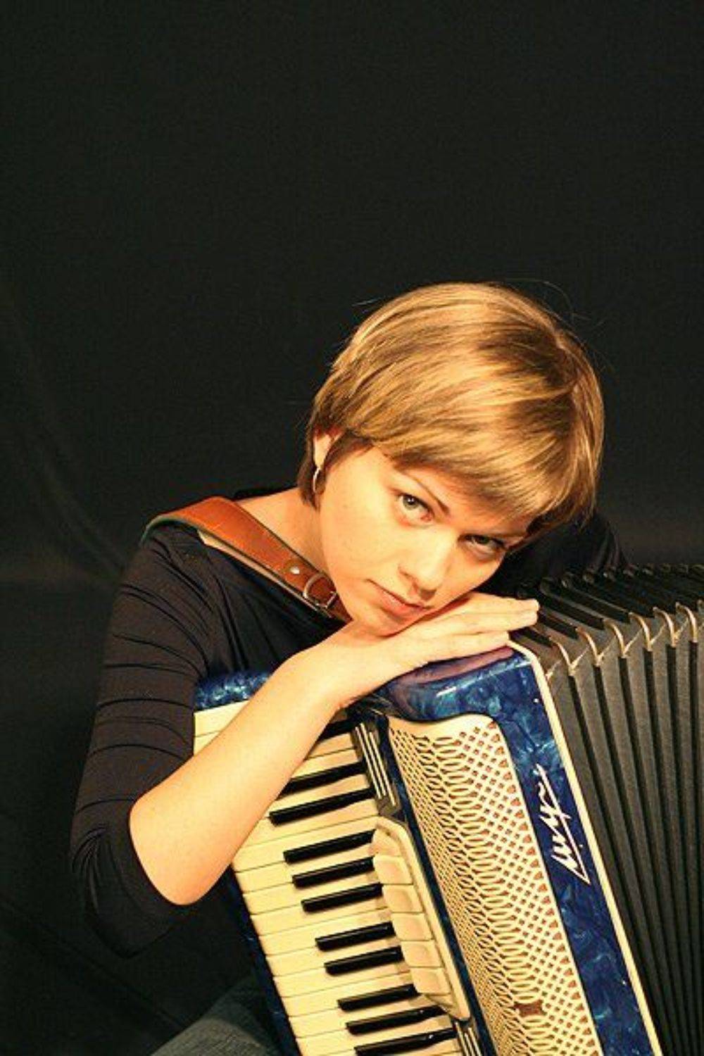 баян, девушка, CTEPX