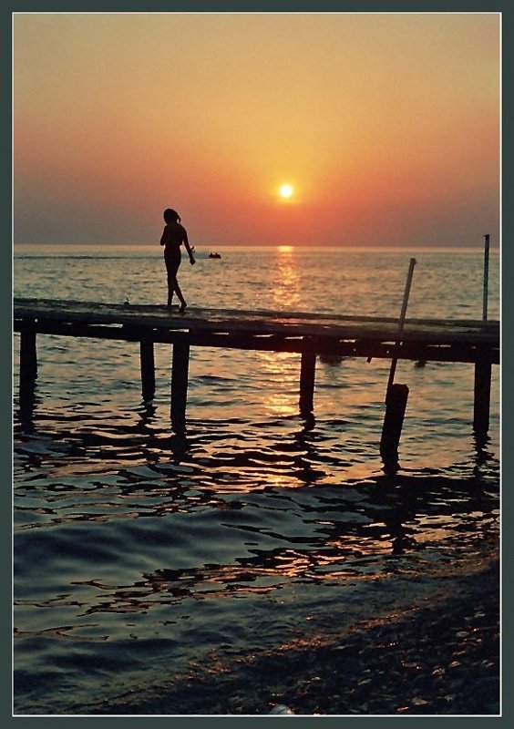 Закат на Утрише фото превью