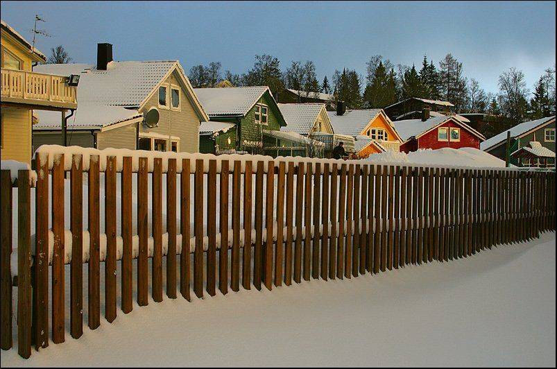 норвегия,забор,снег,дома, skurk