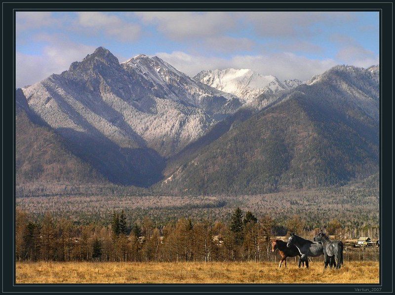 Саянские снега фото превью