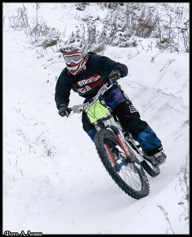 маунтинбайк спорт экстрим горный велосипед На трассе Виктория Савилова фото превью