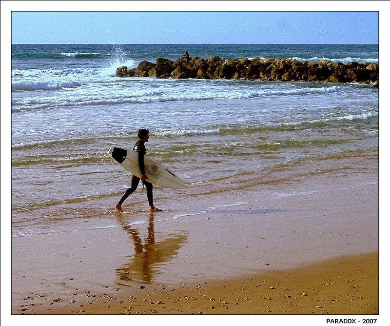 Море, серфинг, рыбак, волны, PARADOX Кто ловит рыбку, а кто волну фото превью