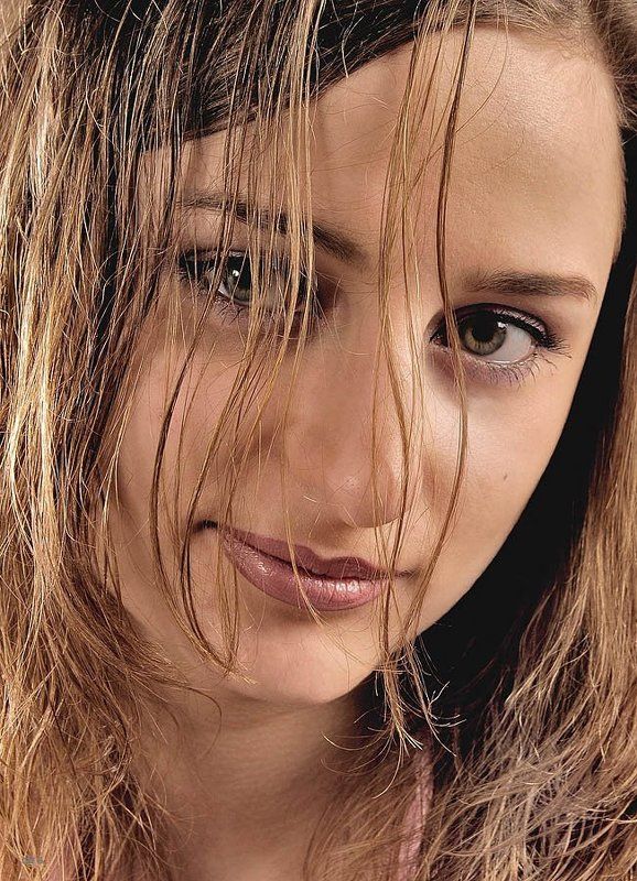 лицо В теплых тонах фото превью