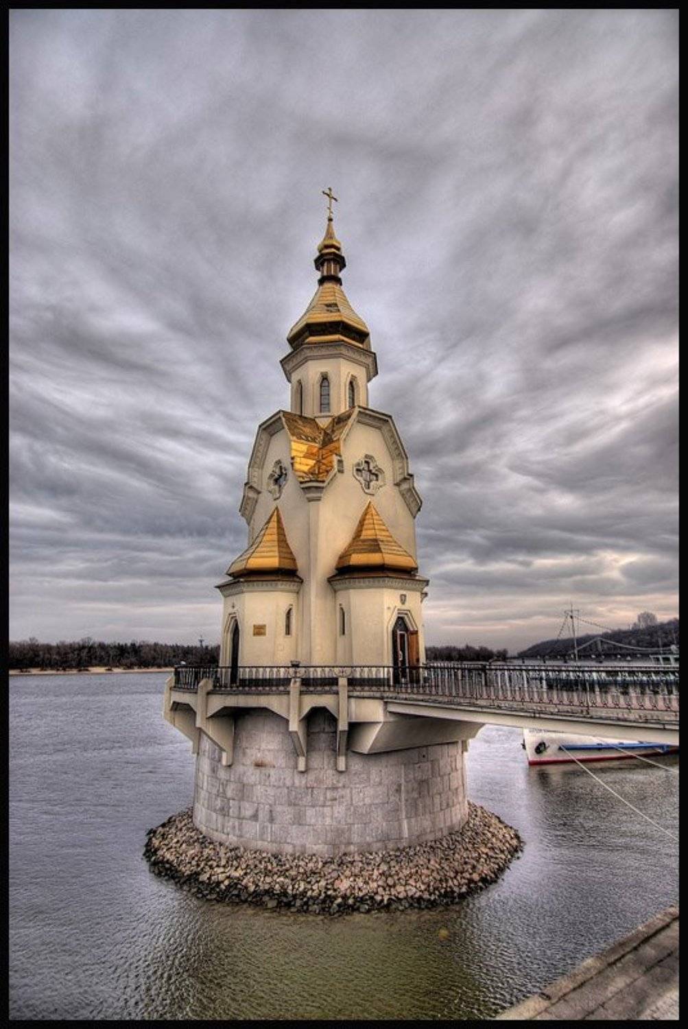 Киев, часовня, Анюта