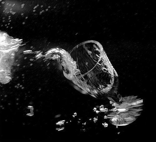 Гуляет народ