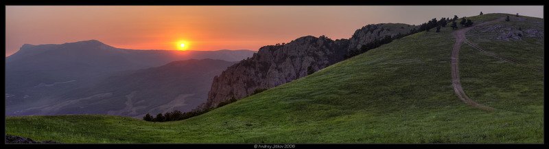 крым, лето, август, горы, демерджи, закат, солнце, солнце, photohunter Панорама с Демерджи фото превью