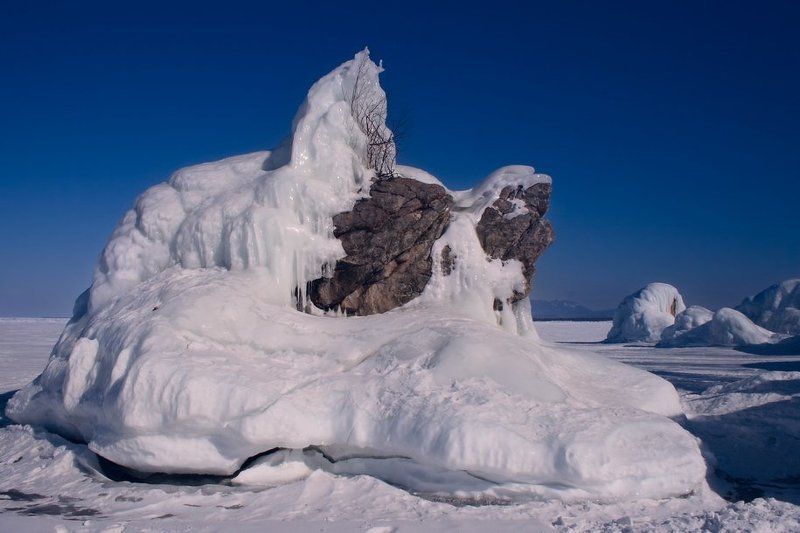 Бурятия, Байкал, зима, лед, камни Зимние одежды - 2 фото превью