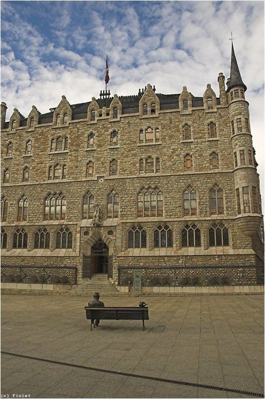 Испания, Леон, Гауди  фото превью