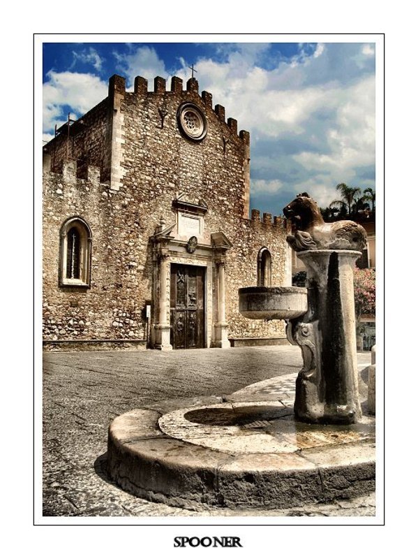 Центральная площадь фото превью