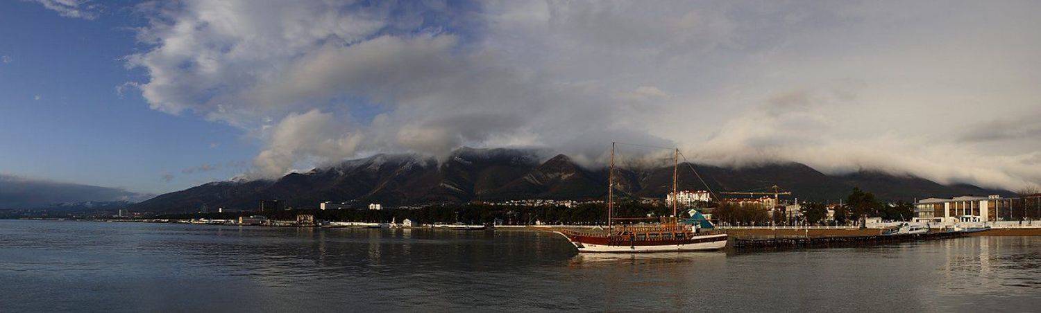 Город Геленджик море пирс панорама, denn68