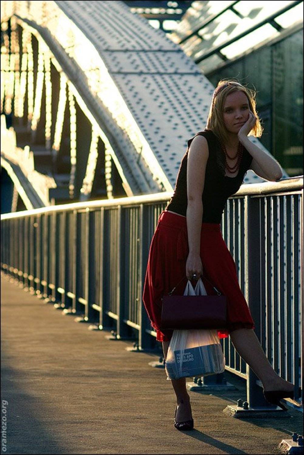 катя, мост, закат, Дмитрий Бречалов