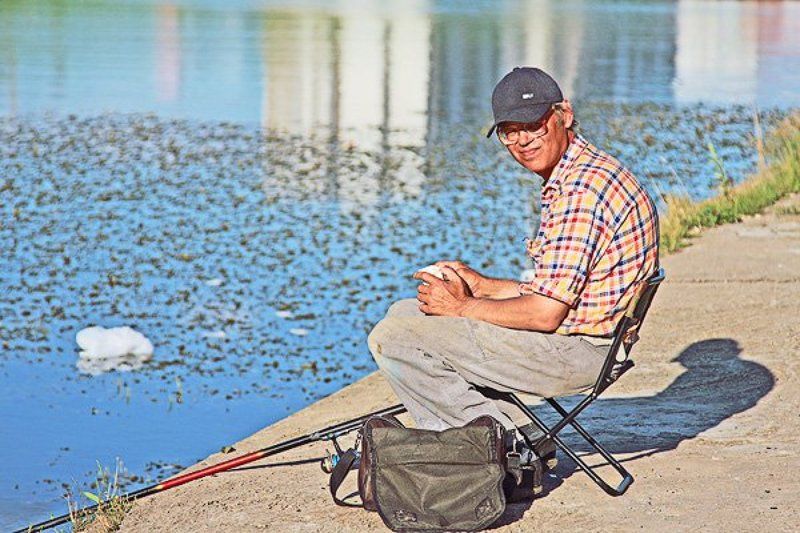 рыбак Здесь рыбы нет! фото превью