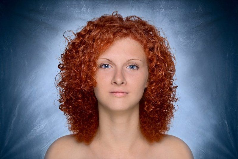 девушка, рыжая, голубые глаза Обжигающе-ледяная. фото превью