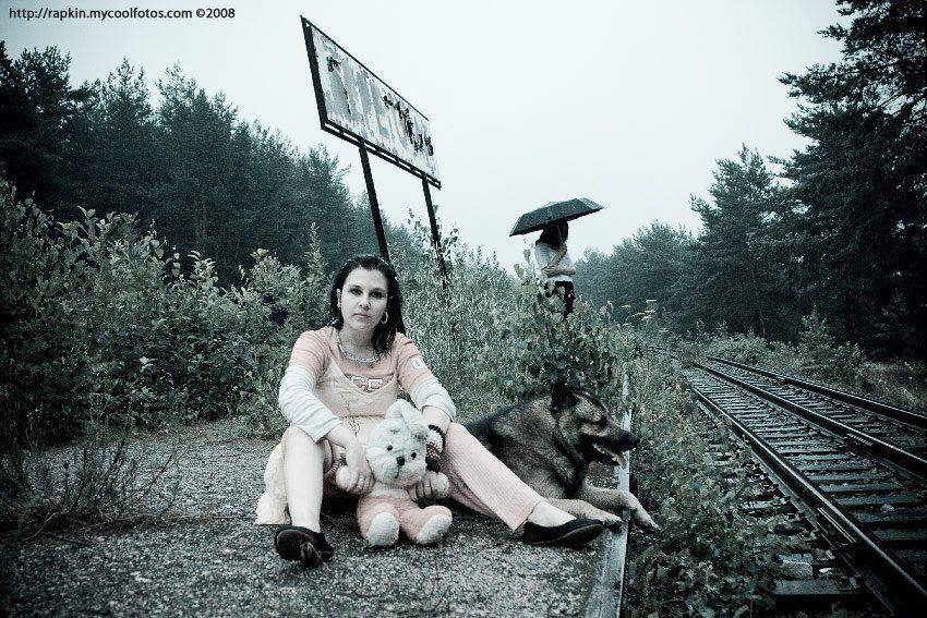 рельсы девушки и хорошая собака, Mike Rapkin