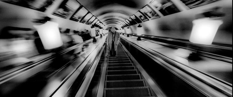 метро,город,москва,подземка из под земли... фото превью