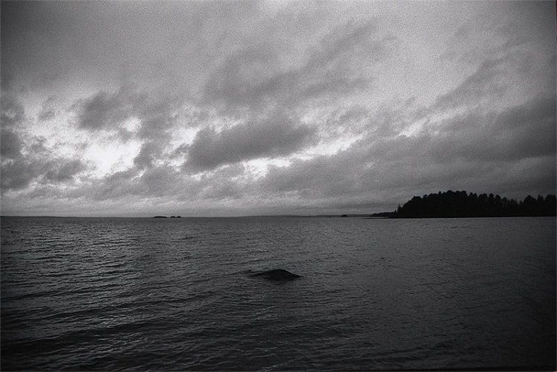 2007, canon-eos-300, карелия, пленка, чб, озеро, камень, облака, волны, karjala, lake, stone, cloud, bw, wave большая рыба фото превью