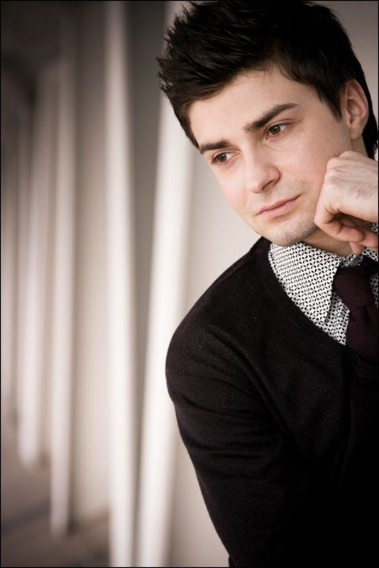 портрет, артем Артем фото превью