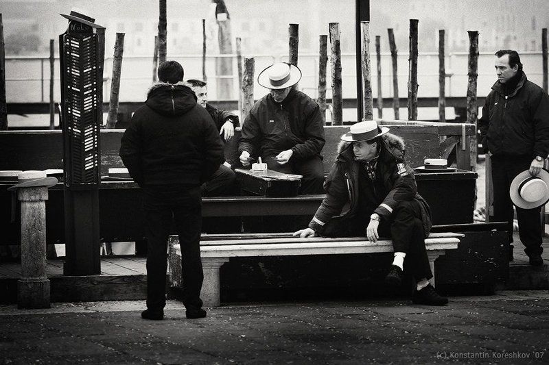 италия венеция канал каналы гондола гондольер italy venice venezia gondola Гильдия гондольеров. Венецианский дозор фото превью