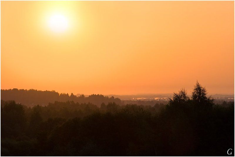 талашкино, рассвет, утро, солнце, туман, даль, горизонт, пространство, дымка, лето, оранжевое, В звенящей колеснице Феб... фото превью