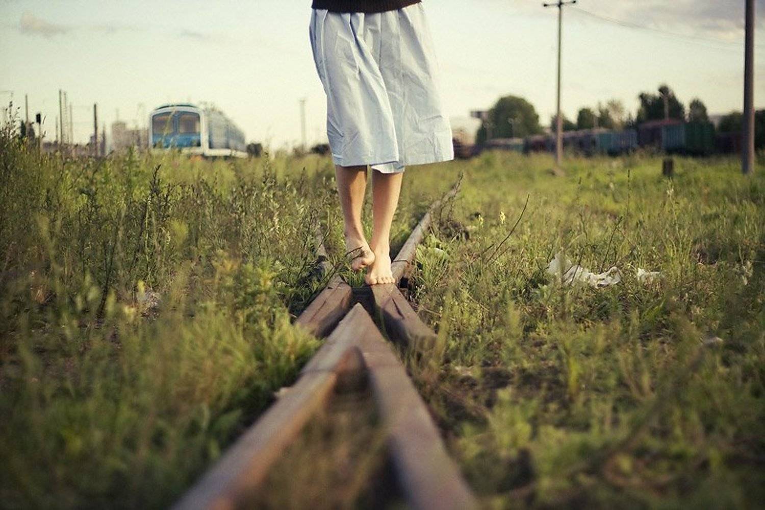 все_всегда_уезжают_навсегда, поезда, и_можно_теперь_по_домам, Яна Денисенко