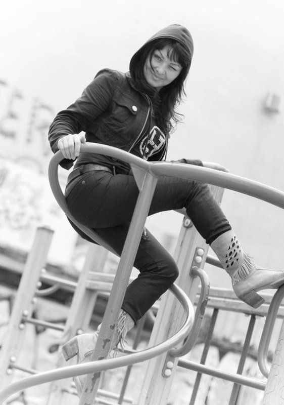 ольга,дворы питербурга Подмигнула фото превью