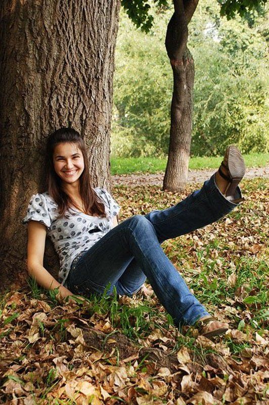 Радостная фото превью