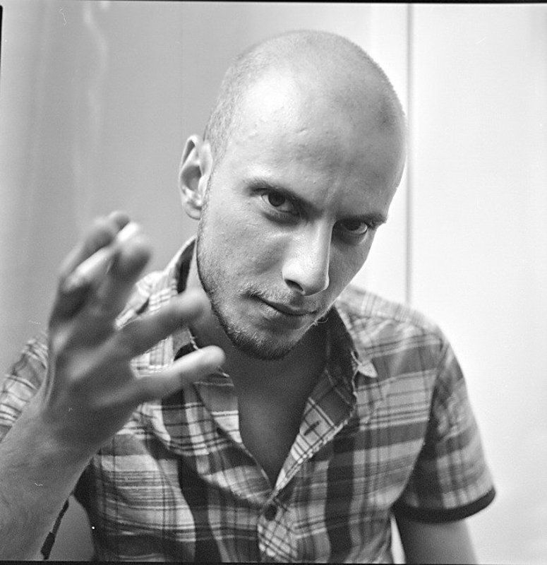 ...как создать вселенную, которая не рассыпется через пару дней? фото превью